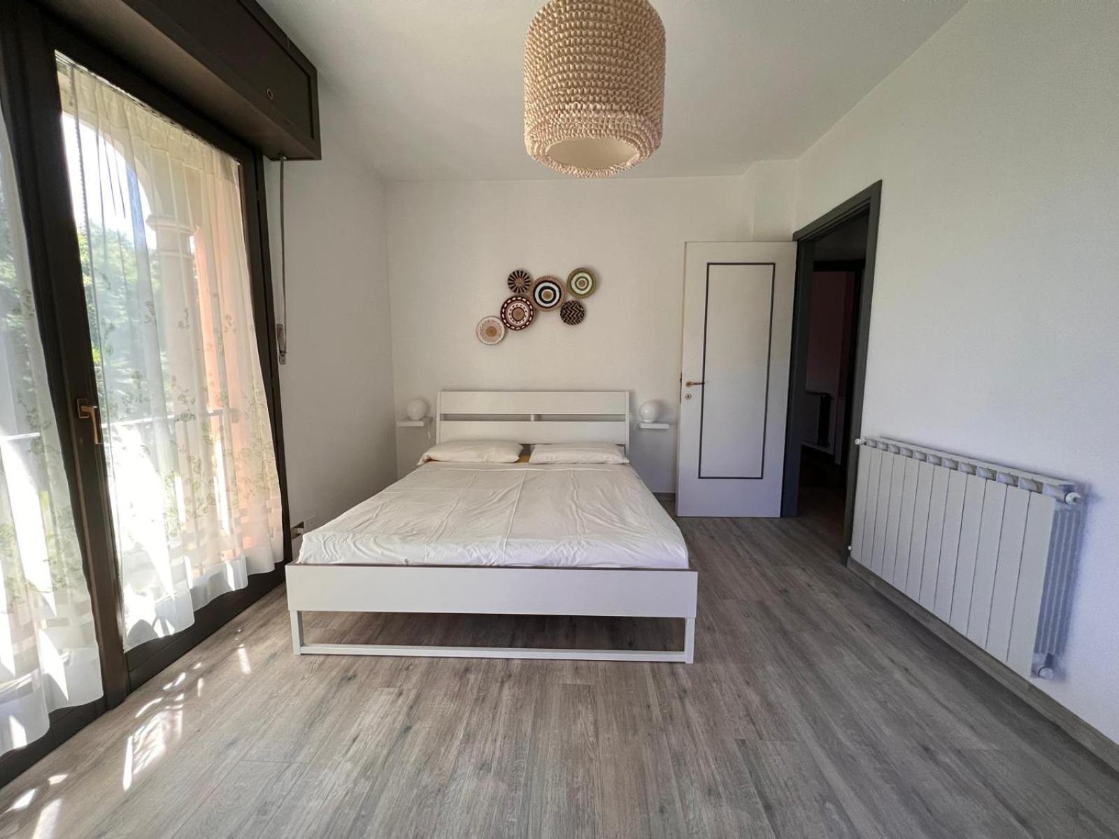 Appartamento In Villa Storica Oleggio Castello Екстериор снимка