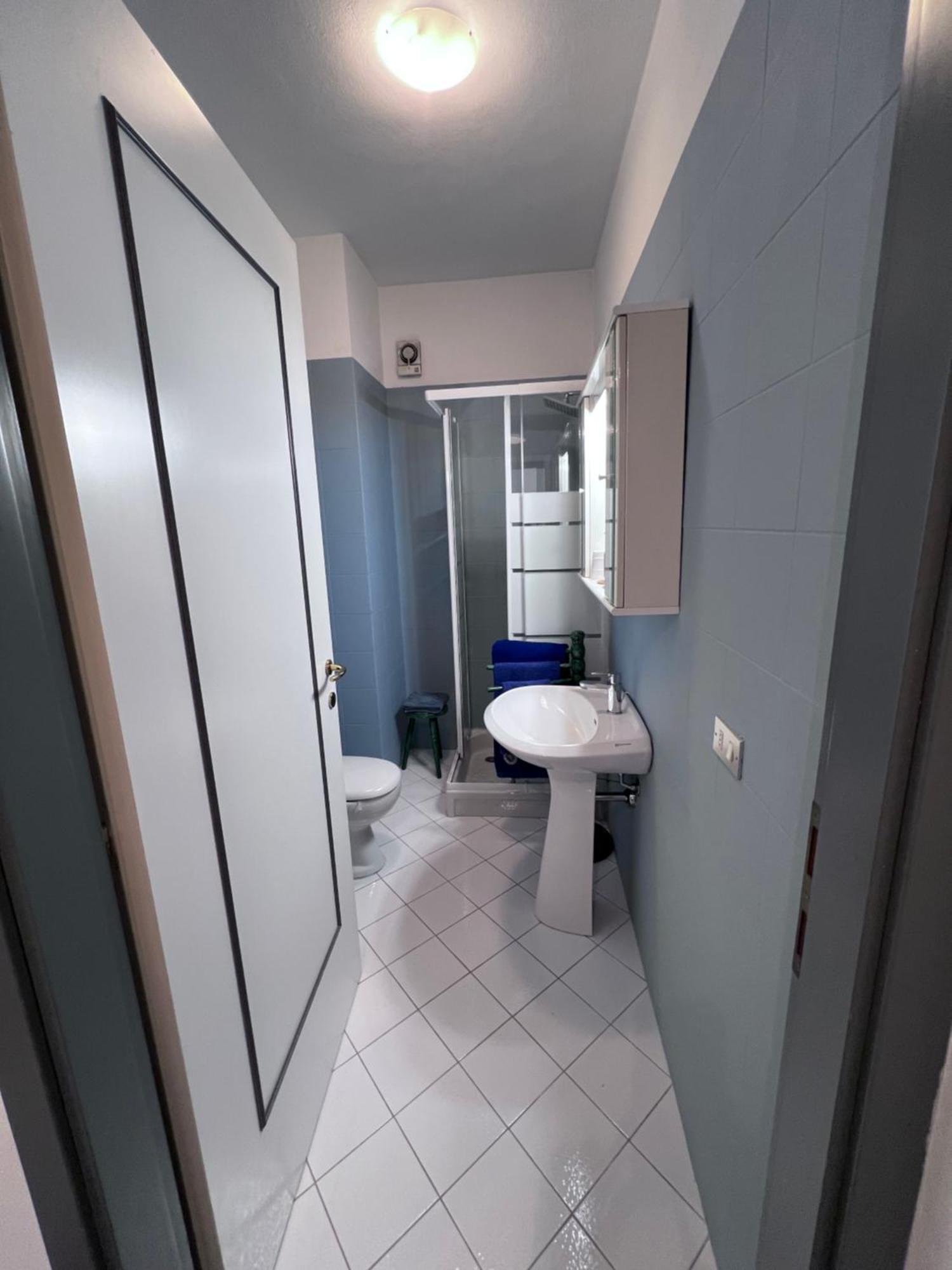 Appartamento In Villa Storica Oleggio Castello Екстериор снимка