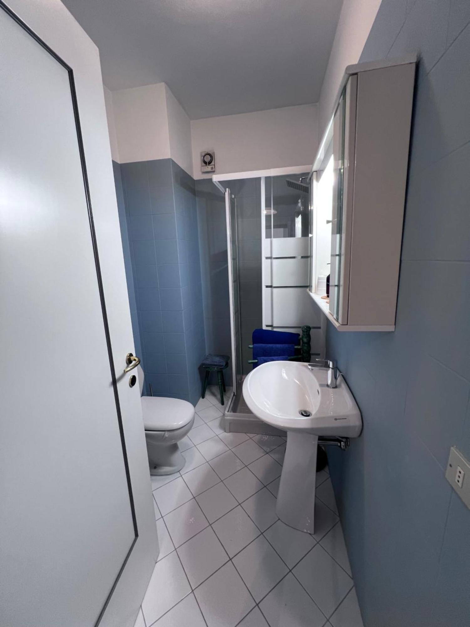 Appartamento In Villa Storica Oleggio Castello Екстериор снимка